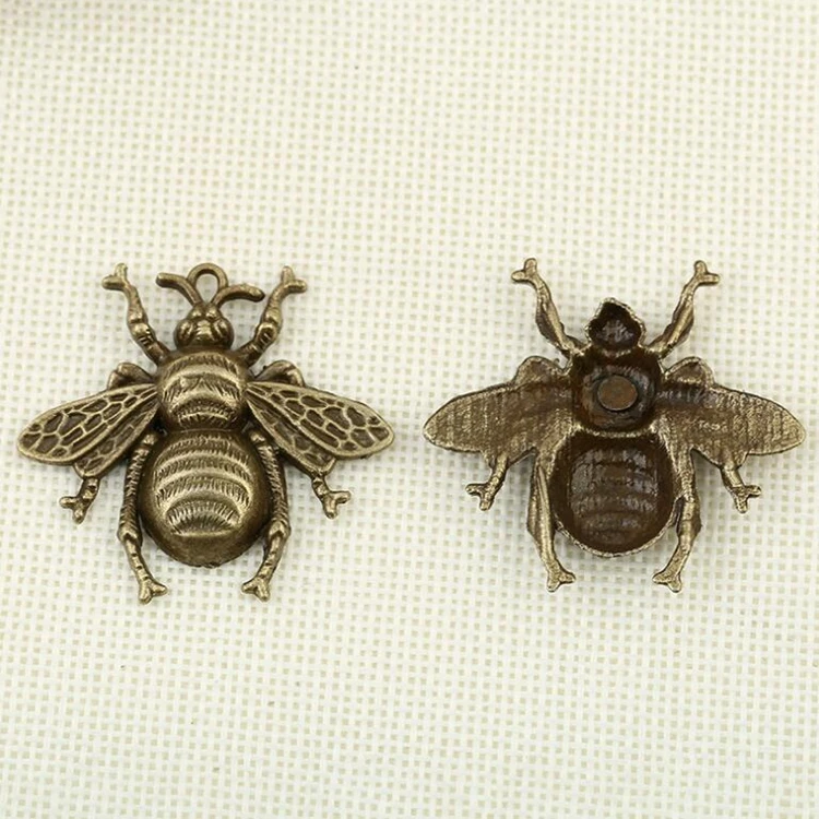 Hot sale custom zinc alloy insect bee pendant charms for DIY jewelry making