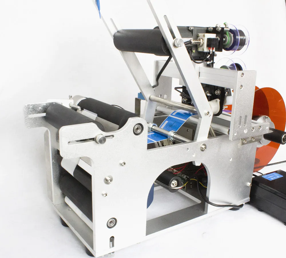 Semi automatic Labeling Machine with date printer