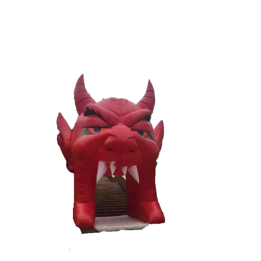Наружный гигантский надувной вход ко всему на Хэллоуин