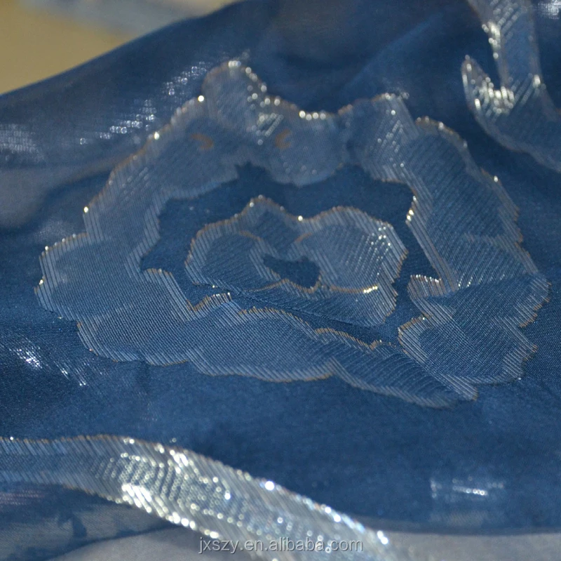 72%silk 28%lurex shiny jacquard silk stock silk lurex fabric