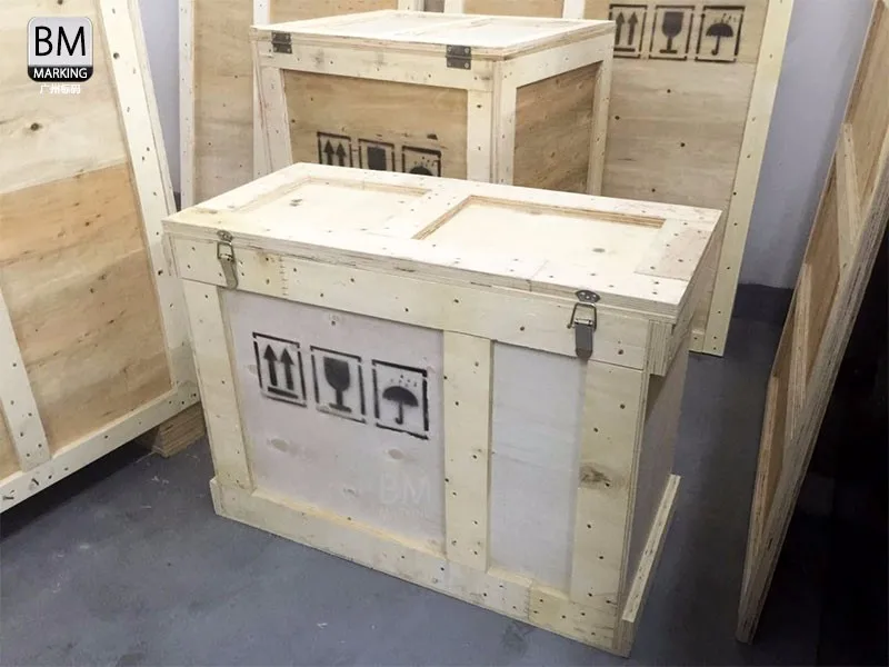 provided high quality UV laser marking machine for  glass  ABS  PE Plastic product  marking