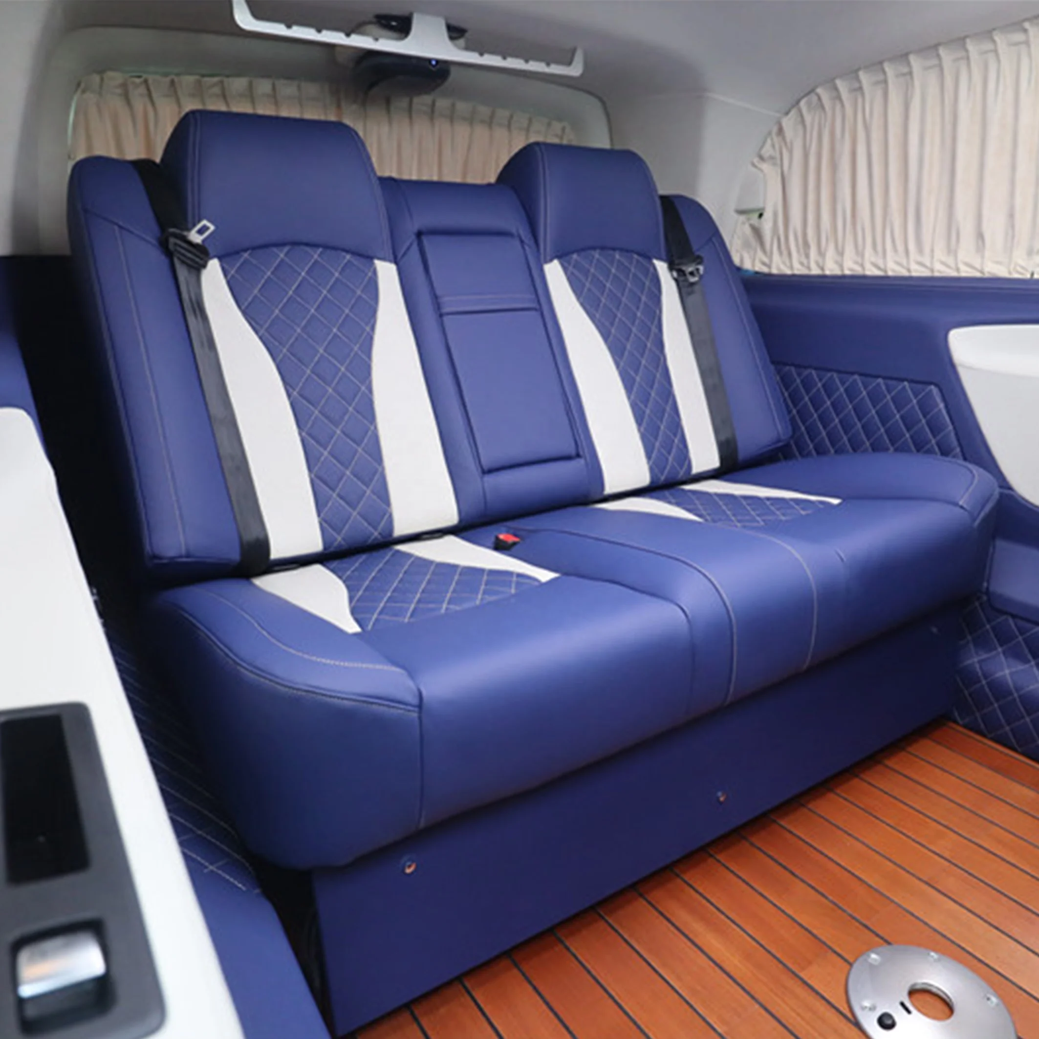 Auto Seat Luxurious three people Car chairs Electric Adjustable Leather For MPV