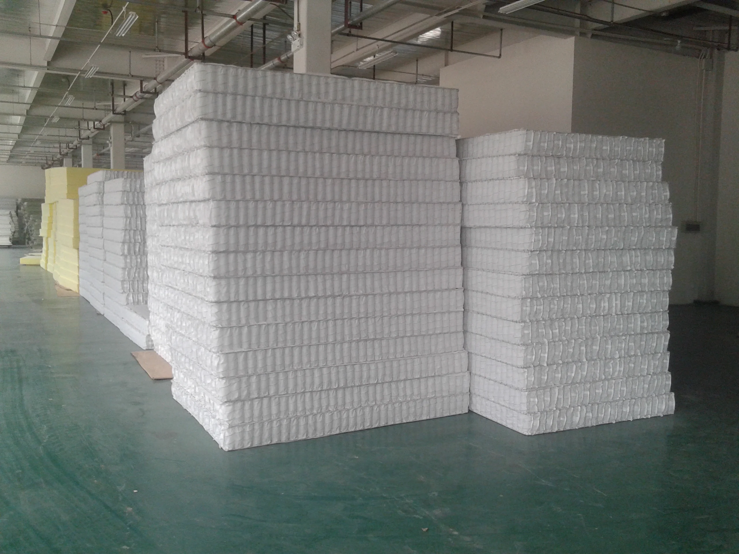 memory foam   wholesale spring mattress  vacuum roll up mattress in a box  for canada and australia