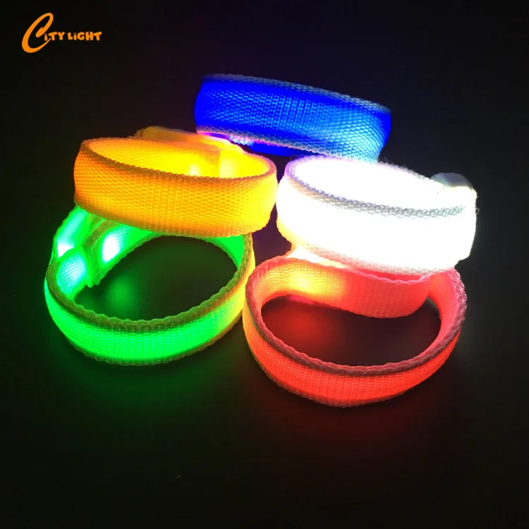 Safety High Quality Flashing Outdoor Sports Party Festival Lighted LED Armbands