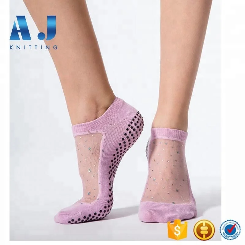 AJ1878 Custom High Quality Organic Cotton Closed Toe Mesh Transparent Women Ankle Yoga Socks With Grip