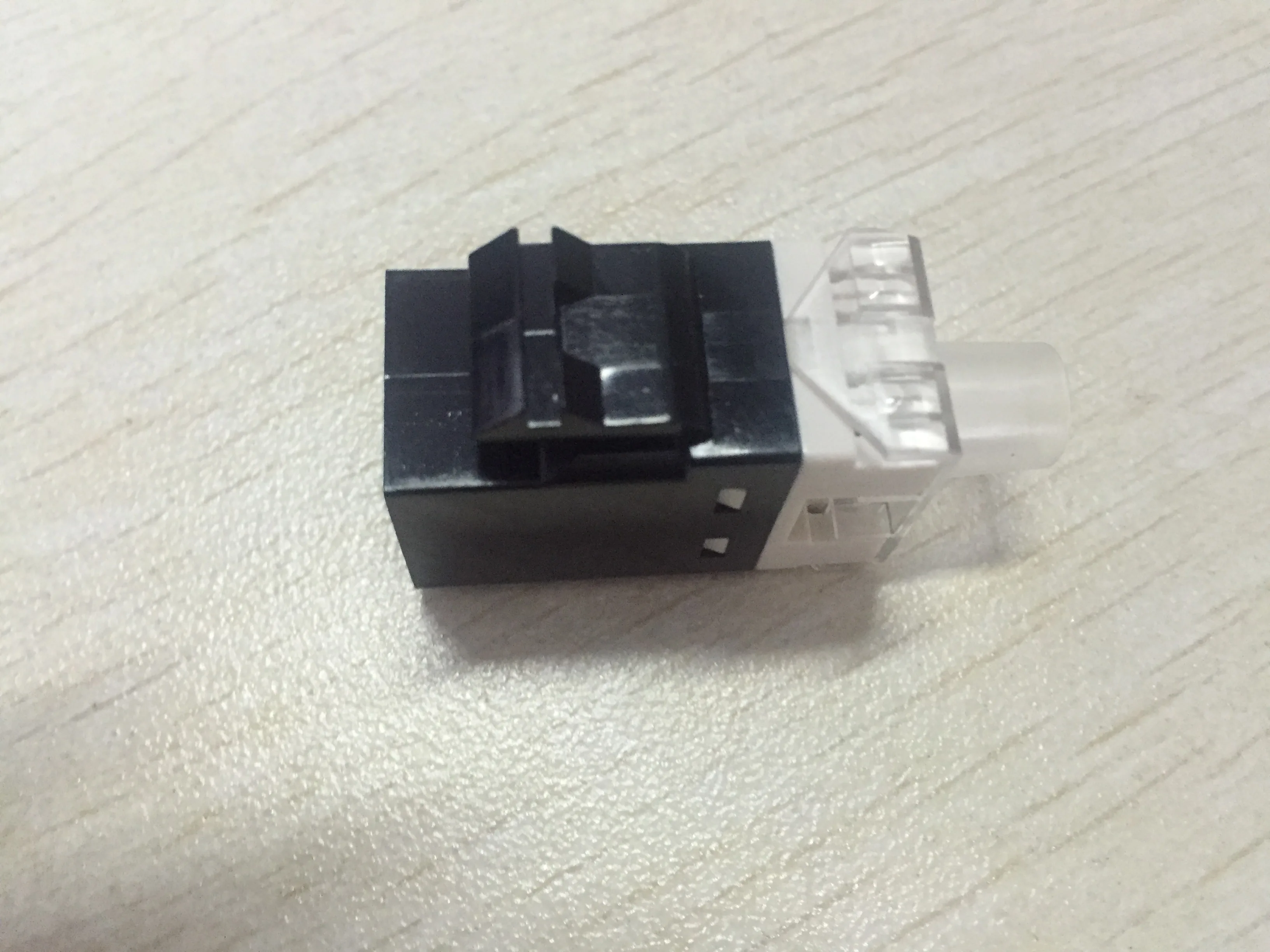 
cat6 cat5 cat3 network keystone RJ45 RJ11 faceplate Manufacturer from China 3m 