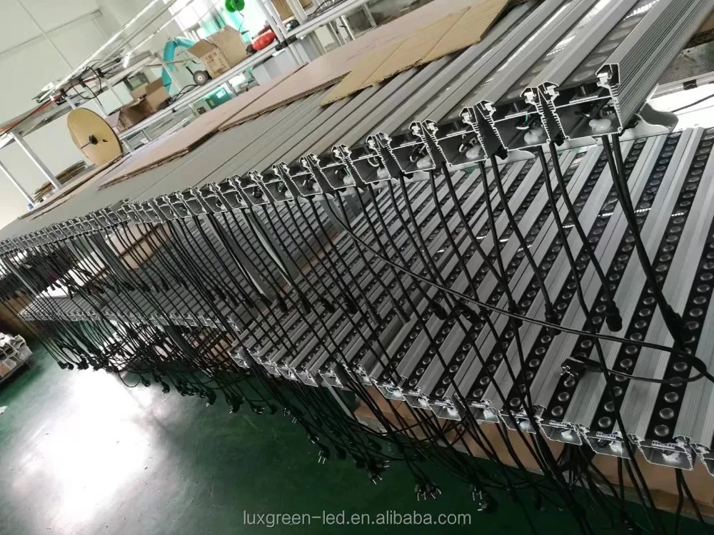 Outdoor Car Wash Bar Rgb 30X1W  ip65 facade outdoor led addressable wall washer led light for project