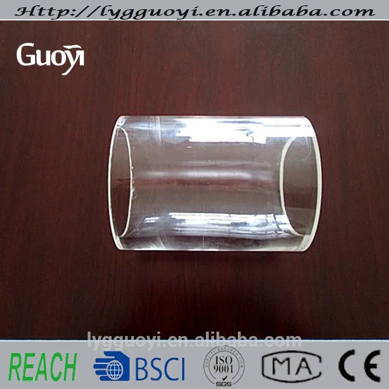 открытый с обоих концов печи кварцевого стекла труб