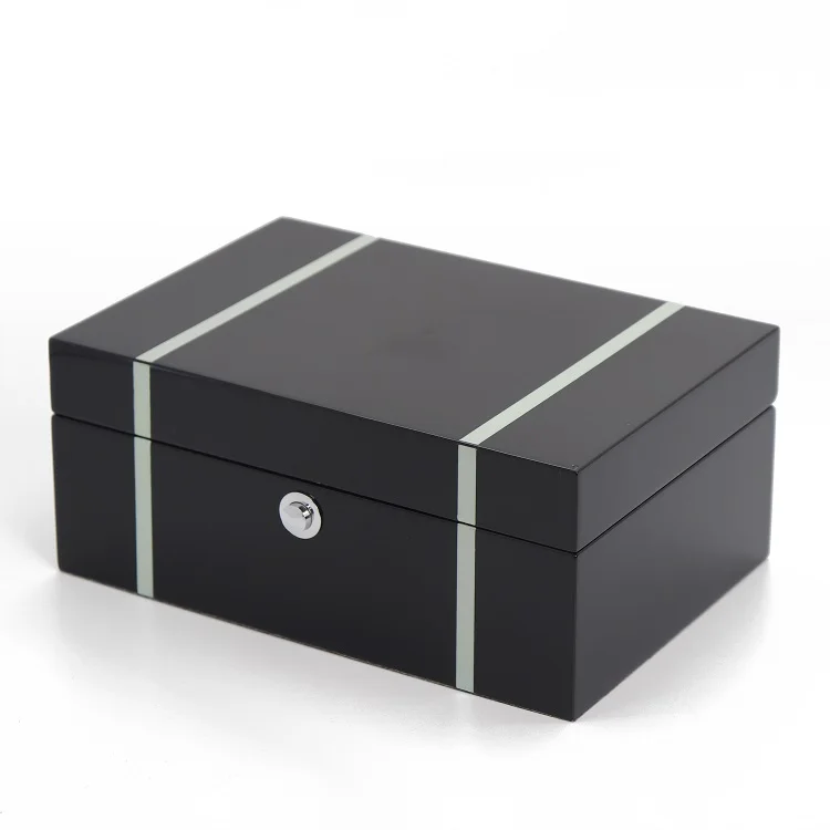 Luxury Custom High Gloss Black Lacquer MDF Wooden Watch Box for Men