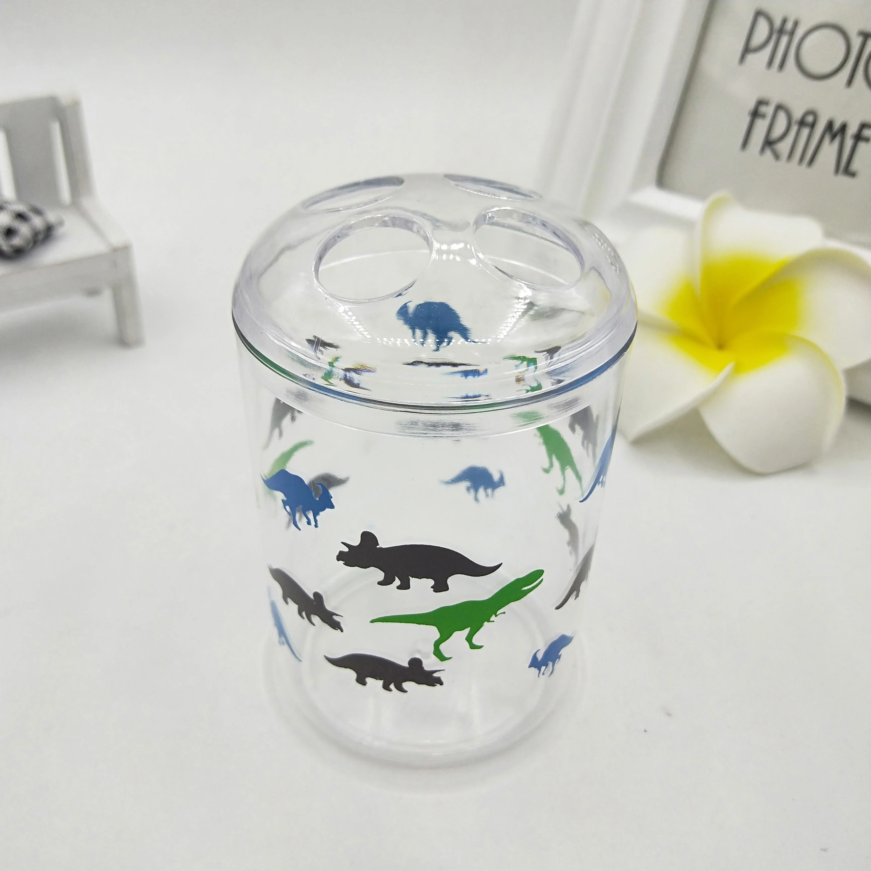 3pcs Plastic Bathroom Accessory Set Luxury Bath Accessories Bath Set Lotion Bottles, Toothbrush Holder, Soap Dish