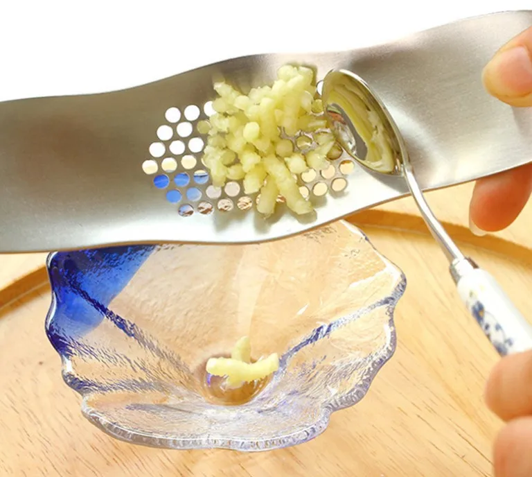 Stainless Steel Vegetable Dicer  Kitchen Tools Garlic Rocker Crusher Garlic Press