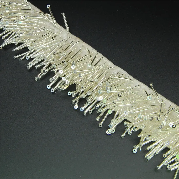 Wholesale Fancy tinsel handmade carpet chainette embroidered bugle sequin beads silver fringe