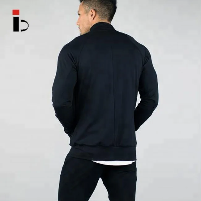 Спортивная мужская куртка из полиэстера