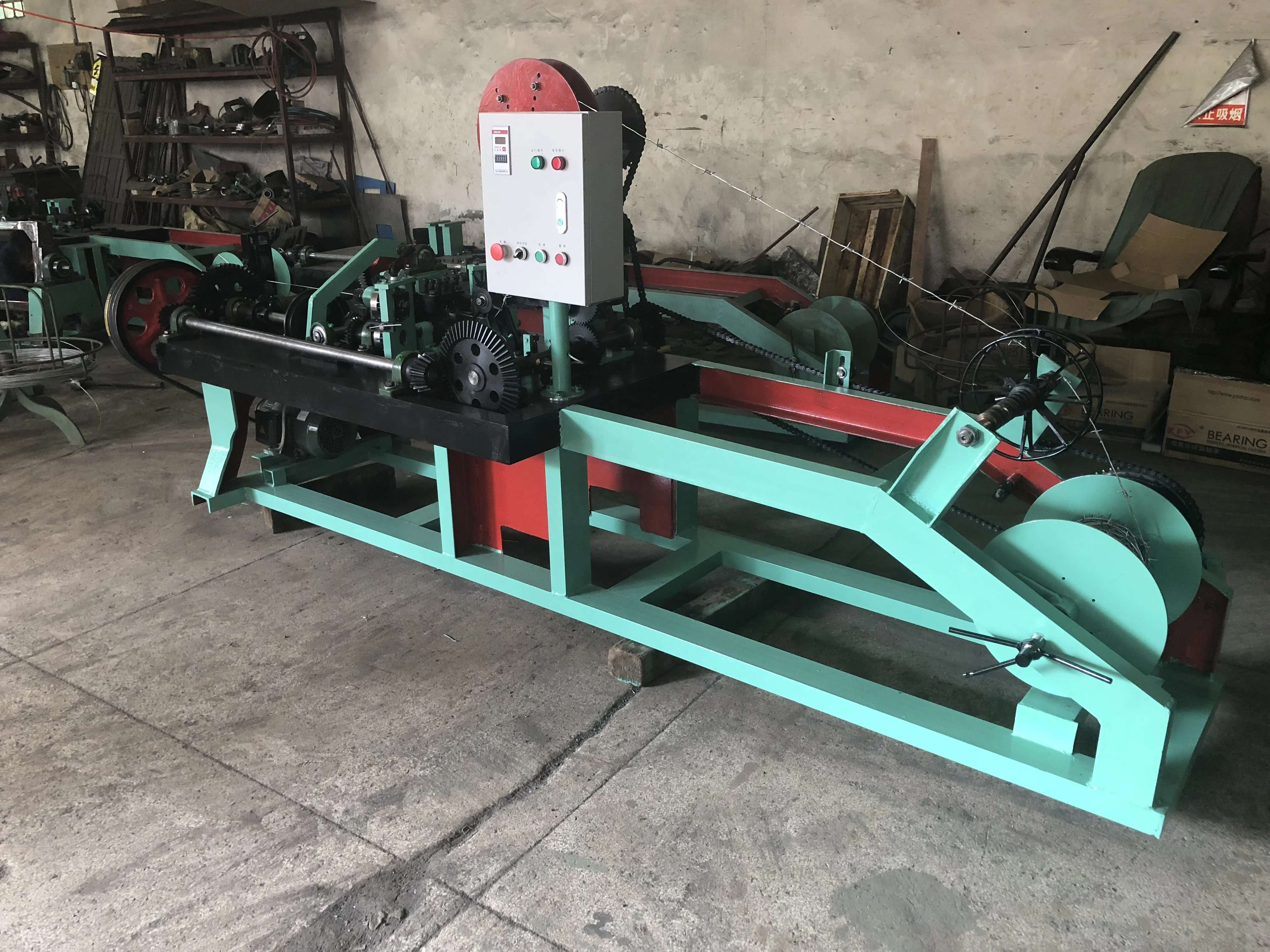 Full-Automatic Double Wires/Single wire Barbed Wire Making Machine Manufacturer