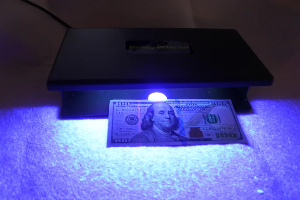 Заводская УФ-лампа для проверки валюты GBP Bill