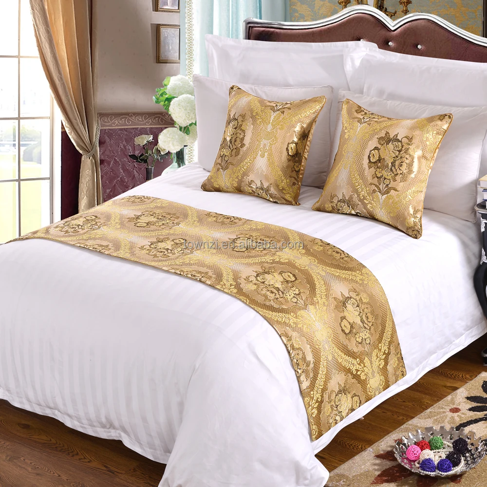 Wholesale Townzi customized Fashion 100% Cotton Hospital Satin Fabric Stripe Bed Runner For Hotel