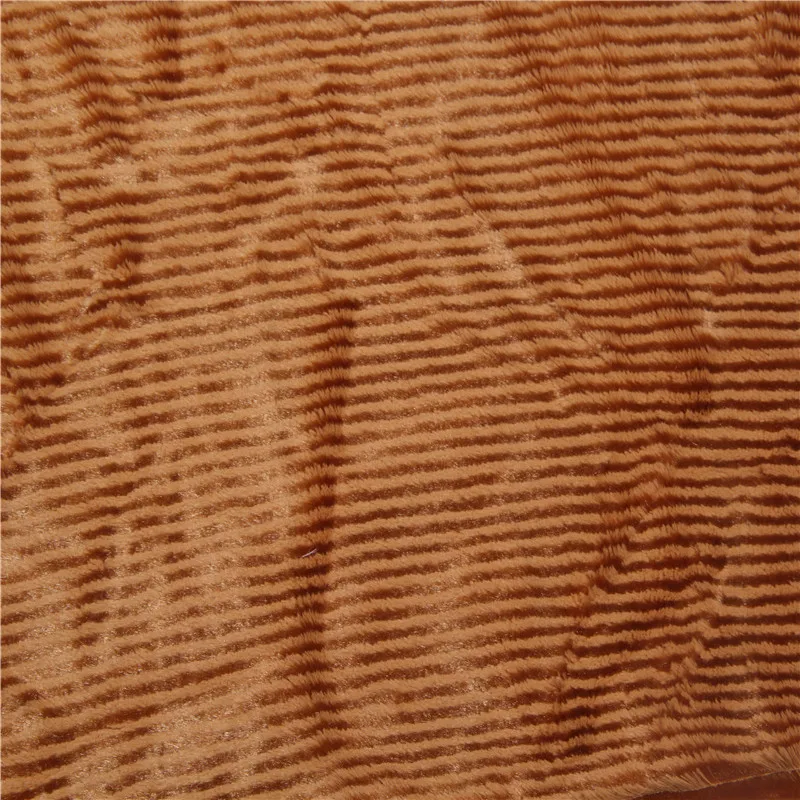 
2021 Top Quality 100% Polyester Soft Faux Fur Pv Plush Brushed Fabric for Pillow 