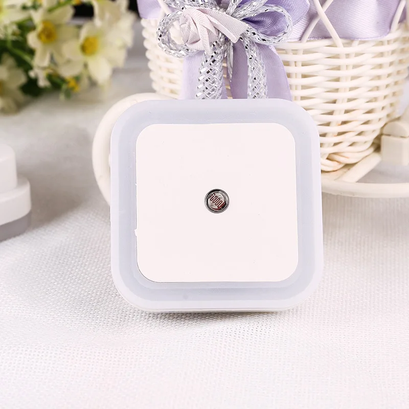 Square shape Homelight 0.5W LED Night Light Lamp with Dusk to Dawn Sensor, for Baby Kids Room