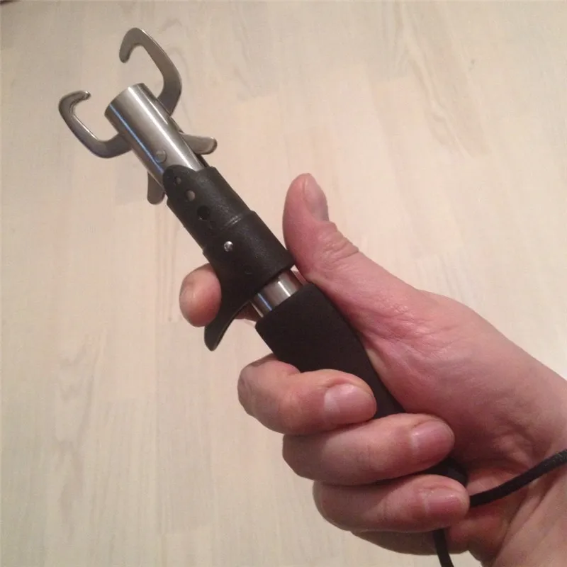Portable Fish Gripper Stainless Steel Handle Grab Carp Fish Lip Grip Alicate De Pesca Fishing Tackle Tools