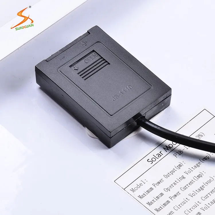 3 Years Warranty UL CE TUV Approved Integrated Remote Control Solar Power LED Flood Lights