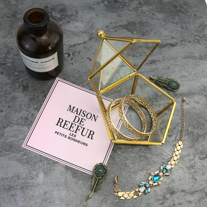 Factory Direct Lovely Air Plant Terrarium Globe Glass Open Reptile Terrariums for Wholesale