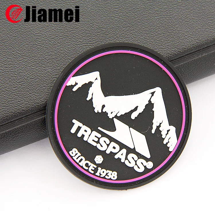 Machine OEM sew on Professional Silicone Solds Rubber Label