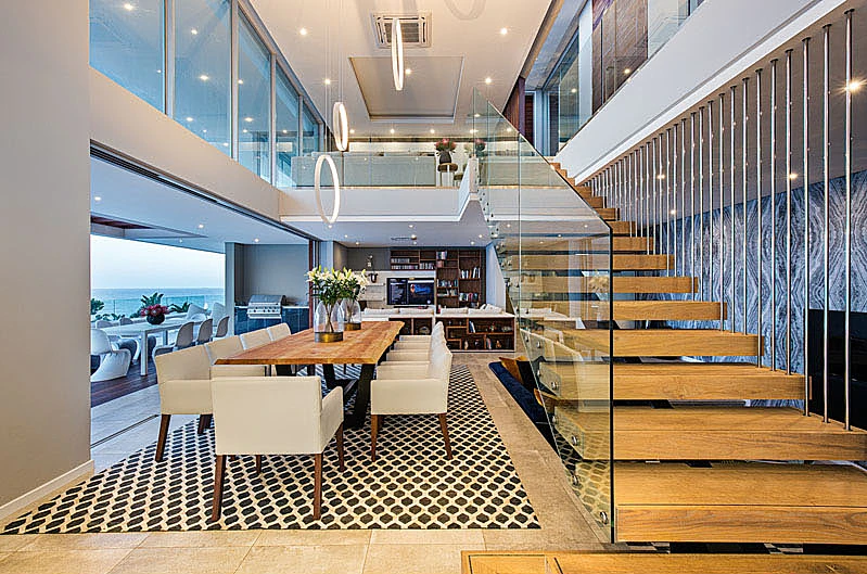 Роскошные прямые лестницы, стеклянные перила, Современная стальная конструкция, лесоматериалы, деревянные ступенчатые лестницы, дизайн