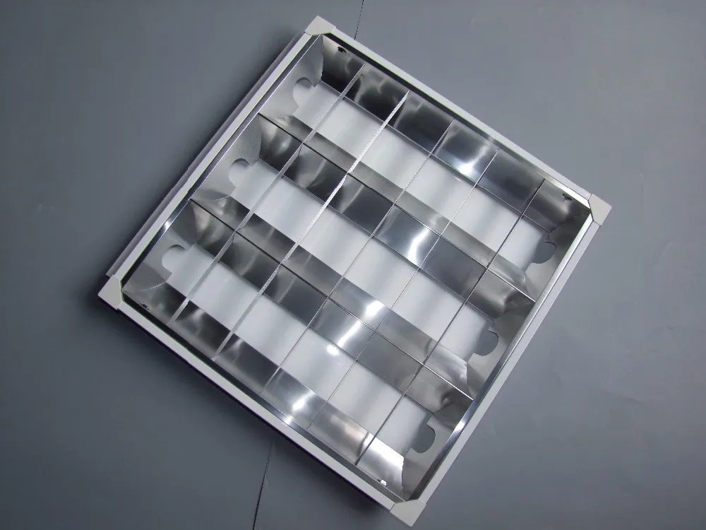 600*600 Competitive Price Superior Iron Housing Led Grille Lamp Fixture