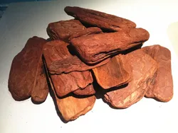 Pine Bark Mulch for Garden