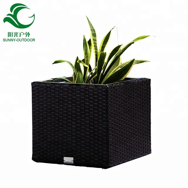 Best quality outdoor rattan flower box for sale wicker plant pot