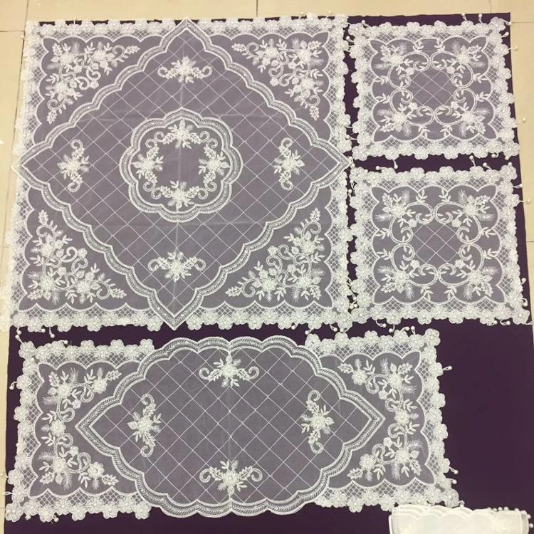 Кружевная скатерть с бусинами водонепроницаемая