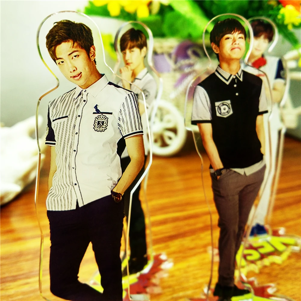 
Offset Printing Single O Two Sides Print CNC Cut Eco-friendly Custom Acrylic Standee Anime Keychain Acrylic Display Stand Figure 