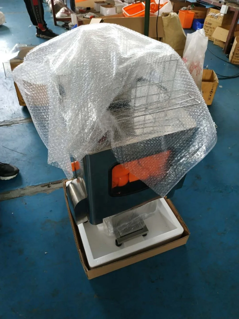 Automatic Orange Juice Machine