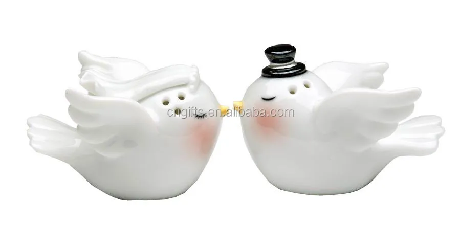 Ywbeyond Wedding Favors Cake Topper Happily Ever After Ceramic Bride and Groom Love Birds Salt and Pepper Shakers