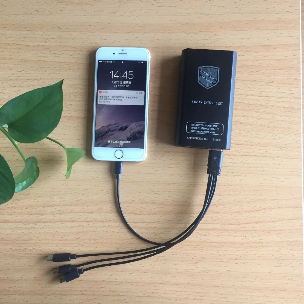 Multi-function fast charging technology consumer electronics 12000mah power banks with lightening micro usb power banks