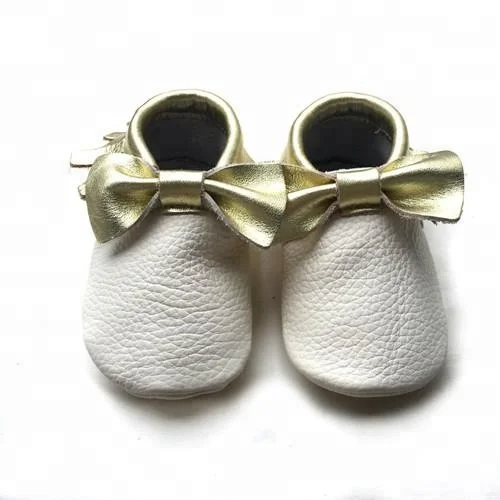 
Kinghoo white and gold bow moccasins baby fringed moccasins infant toddler kids leather moccasins 