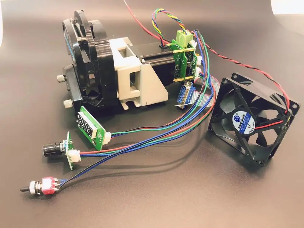 UCP301 Liquid Transfer Peristaltic Pump High accuracy liquid filling peristaltic pump