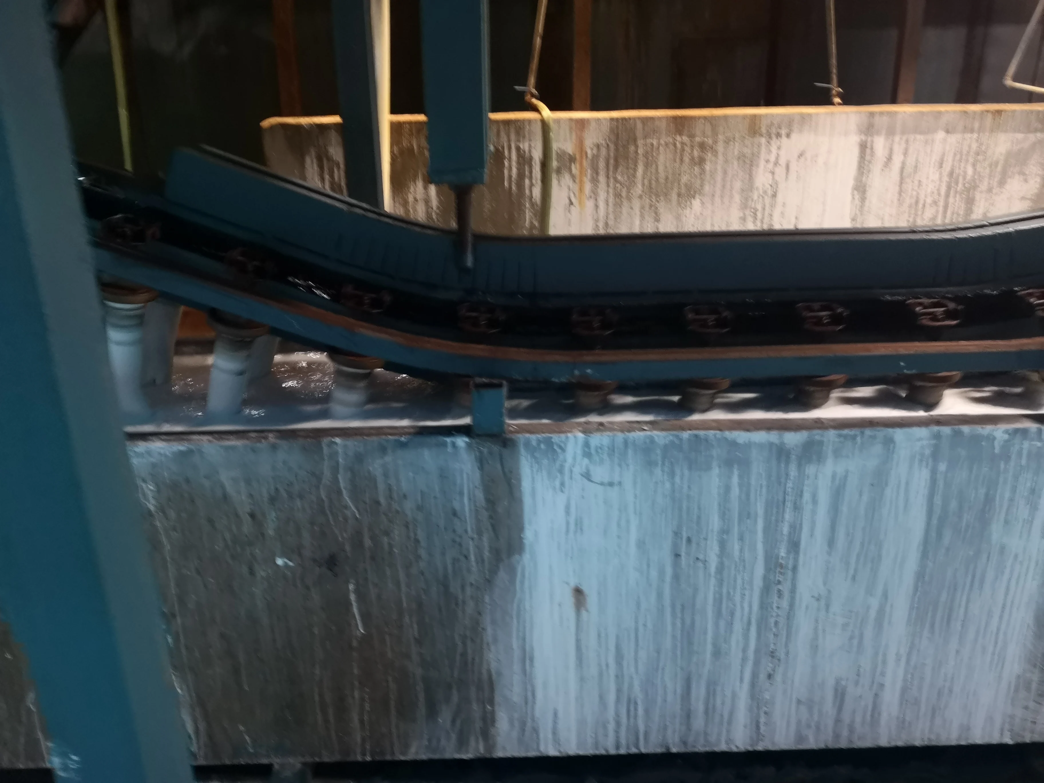 
China Zhangjiagang high quality cheap pvc glove dotting machine in pvc glove production line 