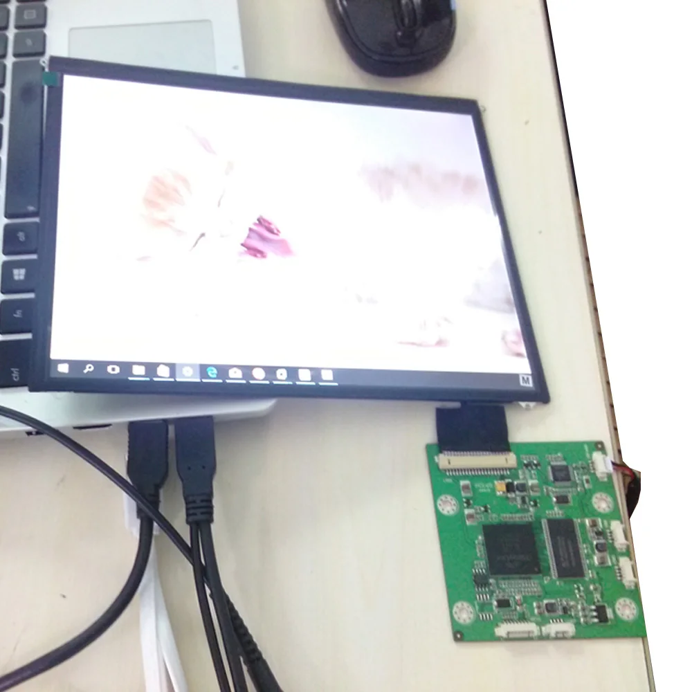 
usb to lvds board signal and power offer by only one USB input port USB display 