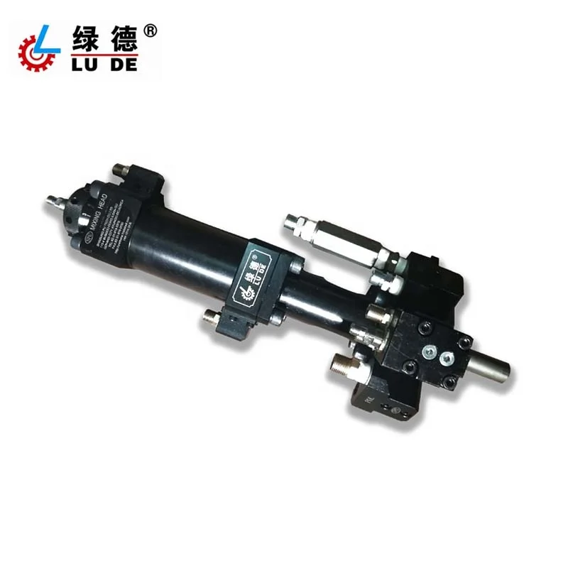 polyurethane dispensing machine