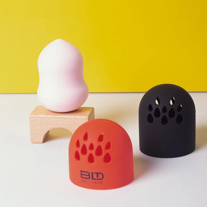 Amazon Hot Selling Cosmetic Blender Travel Makeup Sponge Capsule Silicone Carrying Case Holder Makeup Sponge Holder