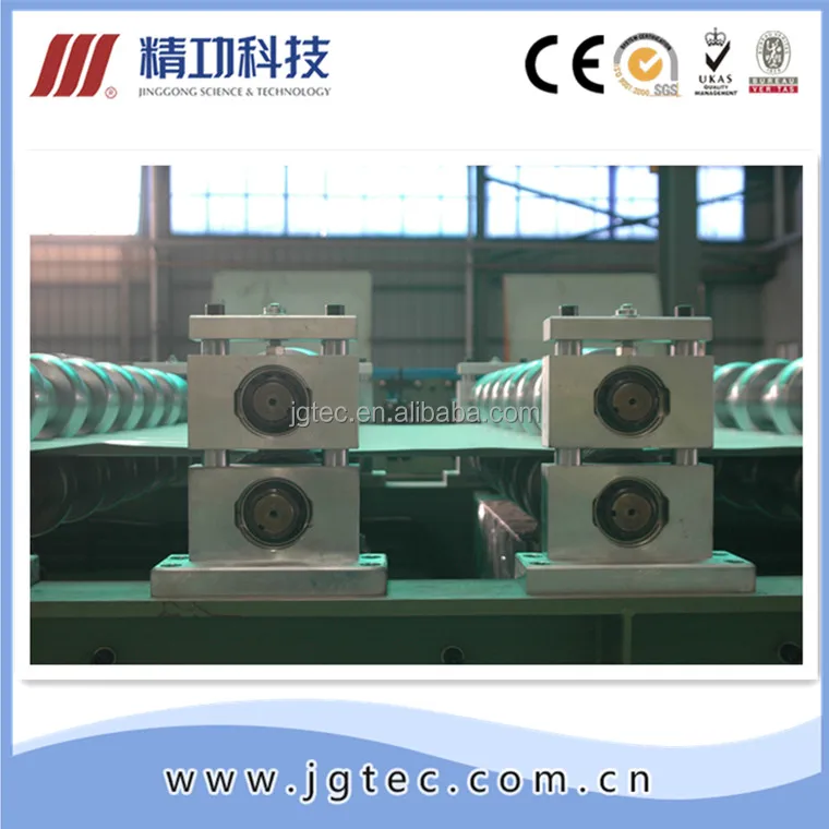 2016 Новейший Эффективный Автоматический Монтаж Опрокидывания ограждением ролл формирования машина