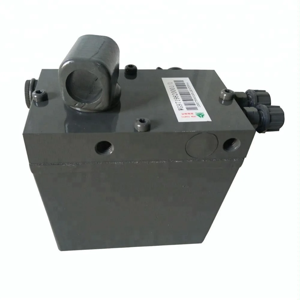 SINOTRUK hydraulic manual oil pump WG9719820001