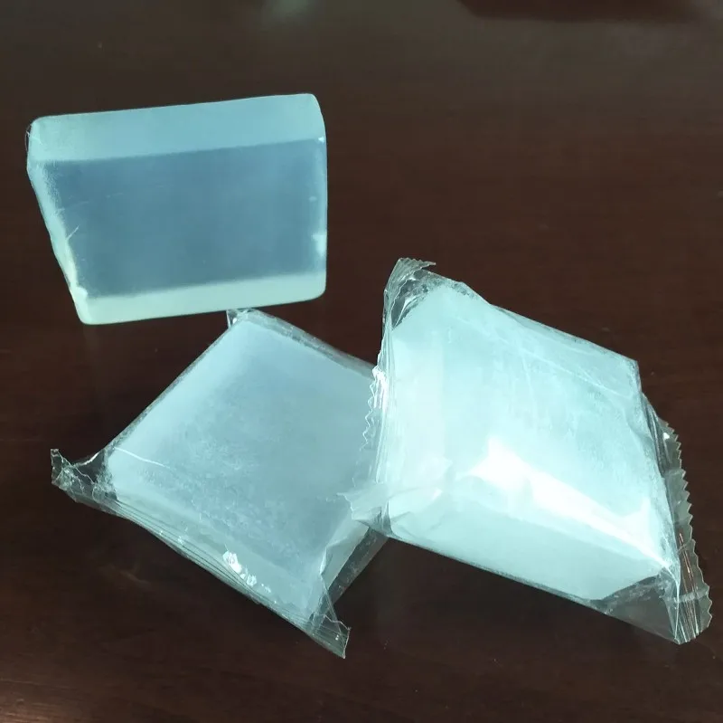 Hot Selling Homemade Soaps Body Wash Bath Squares Use Natural Transparent Melt and Pour Glycerin Soap Base for DIY Toiletries