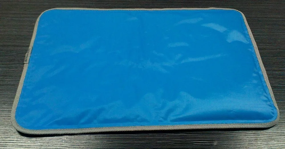 Different Size Ice Pet Mat / Cool Pet Cushion / Chill Pet Cooling Mat As Seen on TV