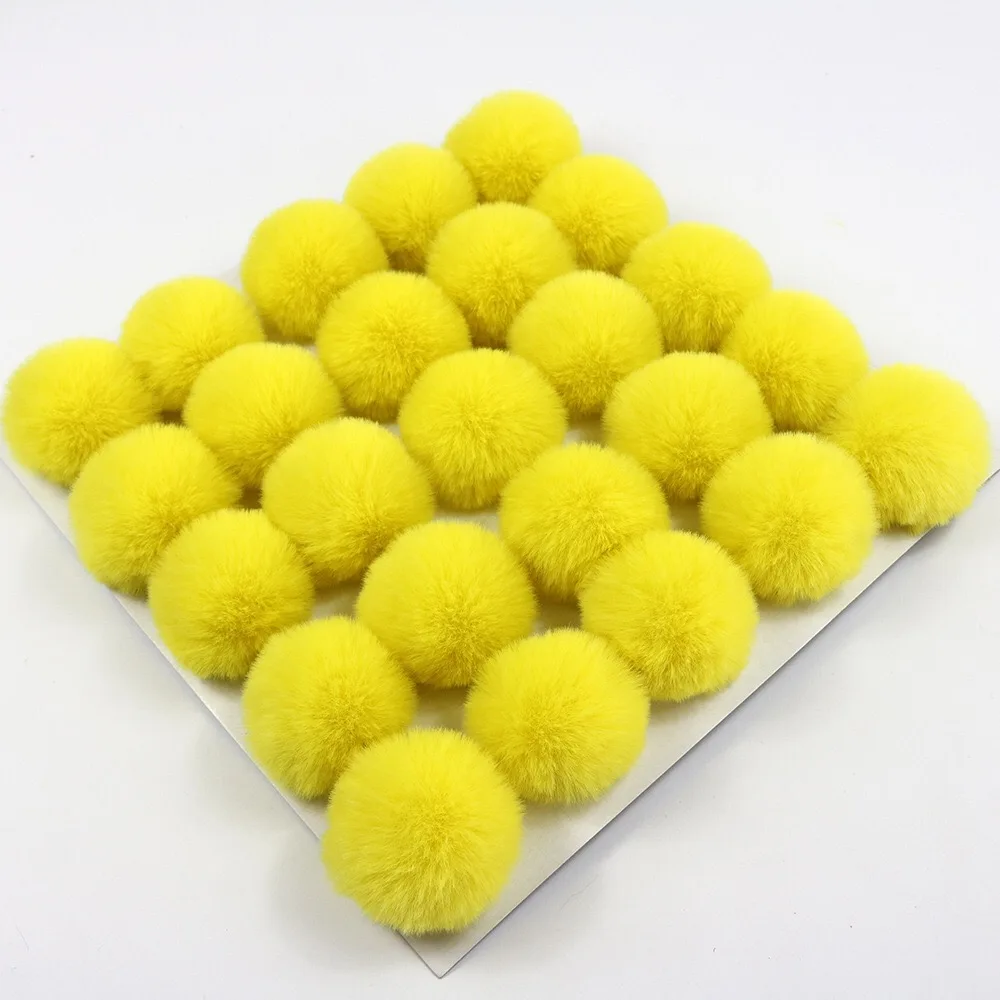 wholesale   Plush faux fake Fur pom poms in animal fur for winter  hats 8CM fur pom pons