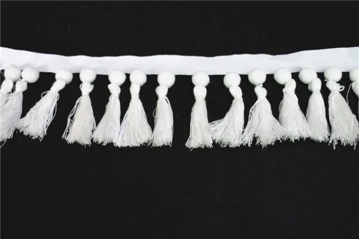 Wholesale fashion white polyester plastic tassel fringe trim for garment fringe