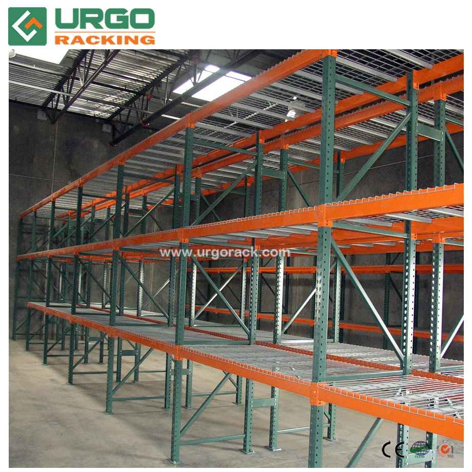 Selective Industrial Warehouse Shelving Teardrop Pallet Rack
