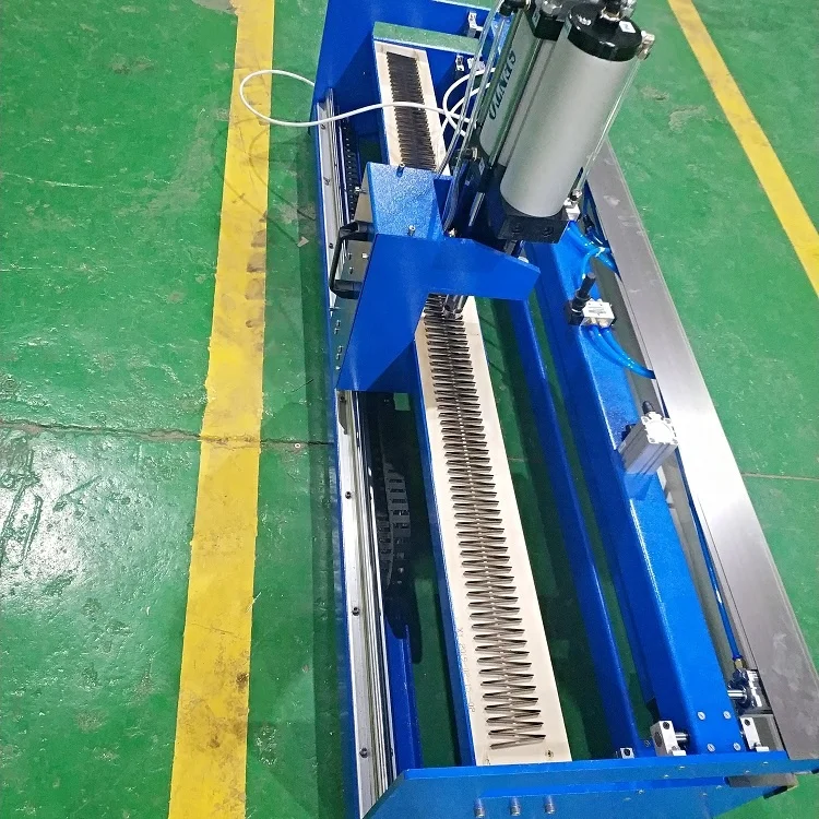 pvc/pu conveyor belts finger punching machine with free u-type cutter