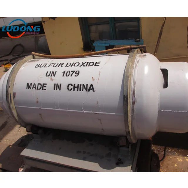 Sulfur dioxide gas refilling in 800L gas cylinder